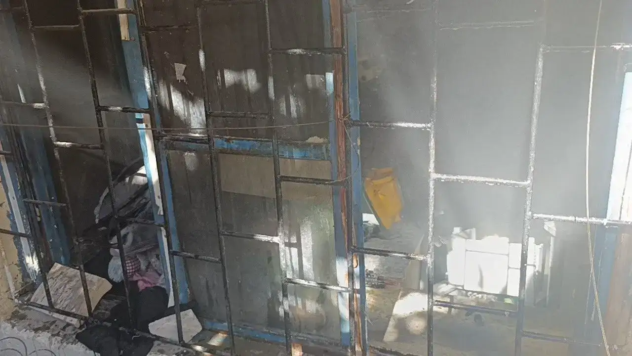 Manavgat’ta Alevlere Teslim Olan Ev Tamamen Yandı 4